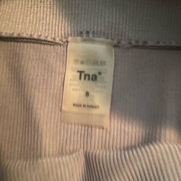 Aritzia ribbed shorts. TNA workout - Picture 5 of 5